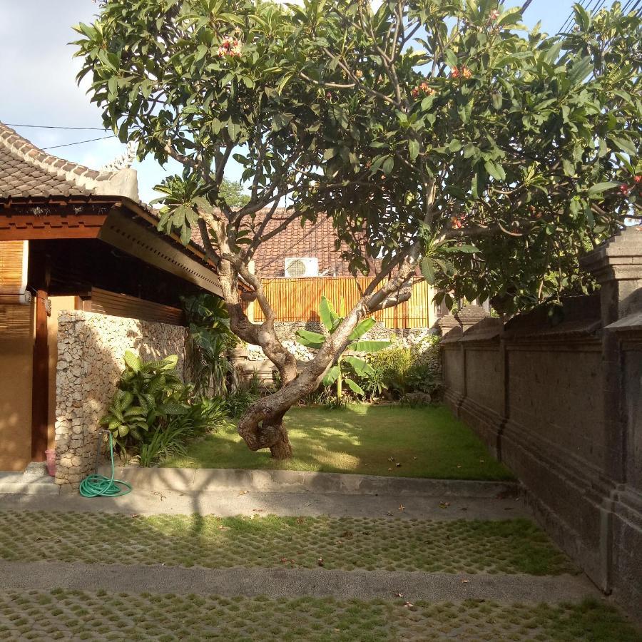Tamarind Villa Sanur  Exterior photo